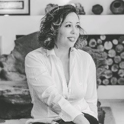 Renata Eisinger.jpg