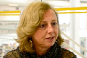 elizabeth-de-oliveira.jpg