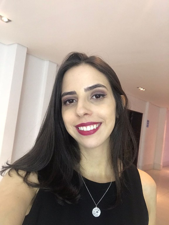 Ana Clara_Moderadora.jpeg