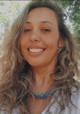 Prof.Renata.jpg