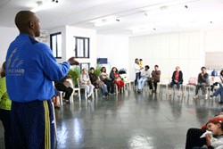 Escola de Esportes promove jogo solidário