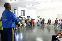 Escola de Esportes promove jogo solidário