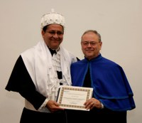 José Peiró recebe título Honoris Causa