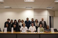 Alunos aprovados para intercâmbio se reuniram com reitor