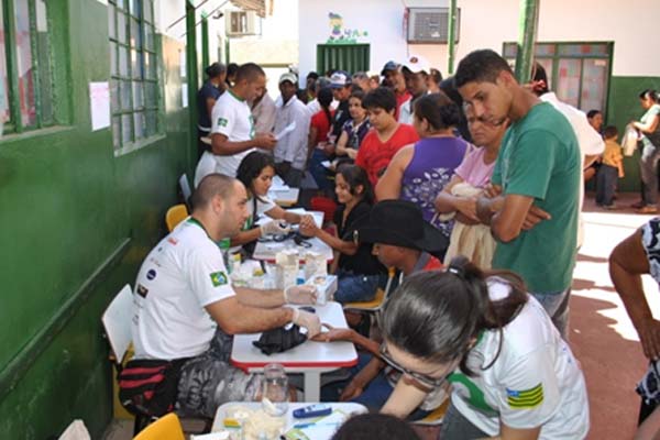 População ribeirinha é beneficiada com o Projeto Amazonas Visão