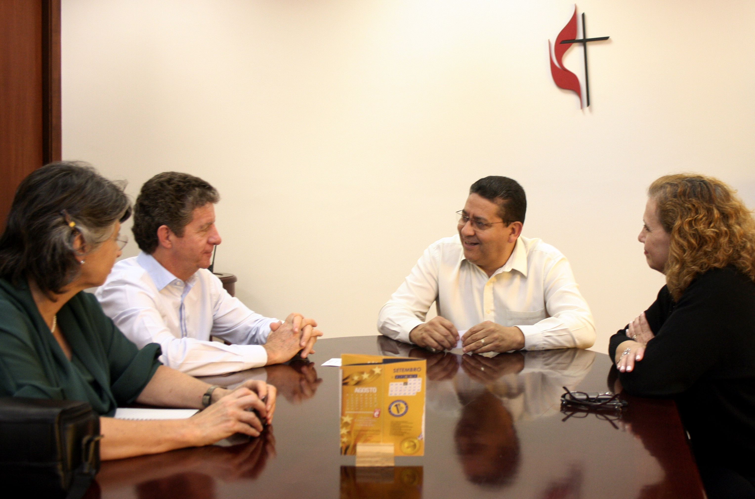 Presidente do Conselho da Carta da Terra visita a Universidade