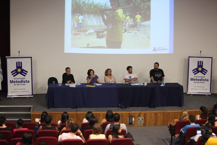 Sustentabilidade, voluntariado e engajamento dos jovens foram os pontos centrais do mini fórum SWU no Dia da Universidade Aberta