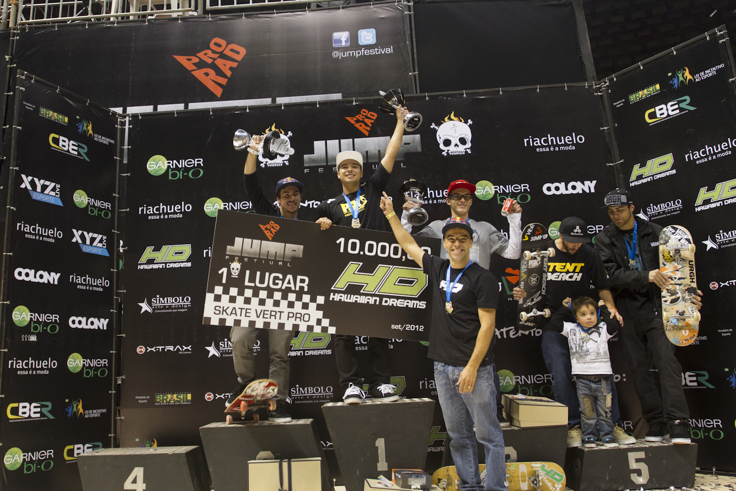 Final acirrada: Dan Cezar é campeão do Skate Vertical no Pro Rad 2012