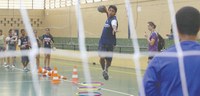 Há 20 anos ensinando muito mais do que esporte