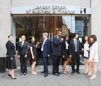 Metodista firma parceria com a London School of Business and Finance