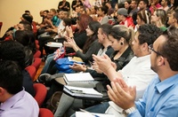 Palestrantes discutem formas de fortalecer a luta por melhorias no Café & Acolhimento do dia 21 de outubro