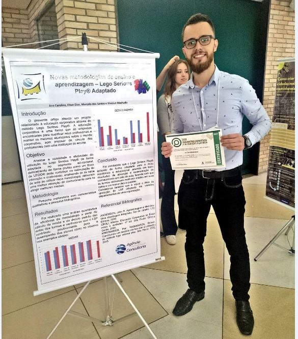 Alunos da Agência de Consultoria ganham Prêmio Destaque em encontro científico