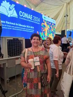 Aluna do PPGE Elena Alves Silva participa da CONAE 2024