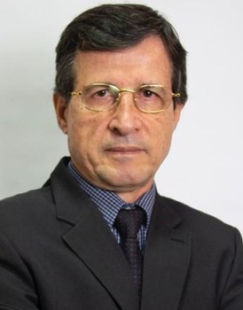 moisés.jpg