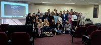 Participantes do intercâmbio internacional apresentam trabalhos desenvolvidos durante o programa