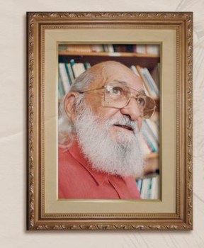 PPGE lança Dossiê 100 Anos de Paulo Freire e Edgar Morin com reflexões sobre suas práticas pedagógicas PPGE lança Dossiê 100 Anos de Paulo Freire e Edgar Morin com reflexões sobre suas práticas pedagógicas