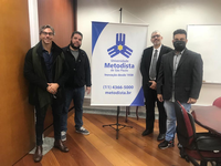 Reitoria recebe representantes da empresa Mazzini