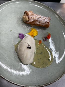 Sobremesa com formiga amazônica é destaque na 8ª edição da Cozinha Brasileira do curso de Gastronomia Sobremesa com formiga amazônica é destaque na 8ª edição da Cozinha Brasileira do curso de Gastronomia