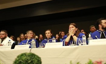 Universidade faz homenagem à Profª Elizabeth Maurenza Universidade faz homenagem à Profª Elizabeth Maurenza